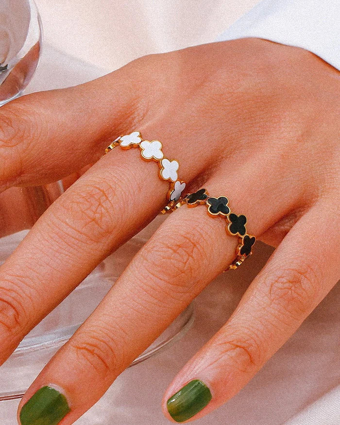Clover Black Band
